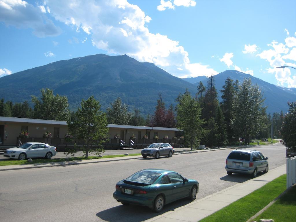 Four Cedars Accommodation Jasper Exteriér fotografie